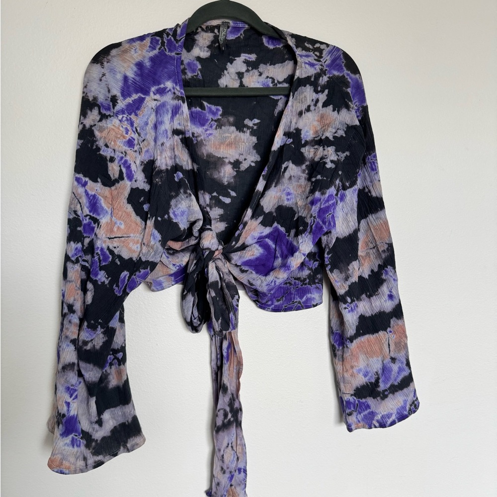 Wrap Tie-Dye Top with Purple and Black